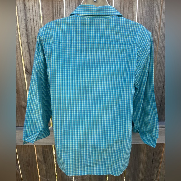 Talbots 100% Cotton Button-Up Shirt | Women’s Medium | Made in Portugal - Picture 3 of 5